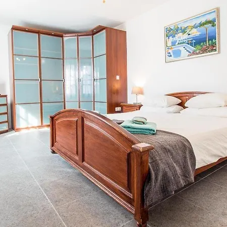 Playa Blanca Sleeps 12 Pool Wifi Villa Playa Blanca (Lanzarote)